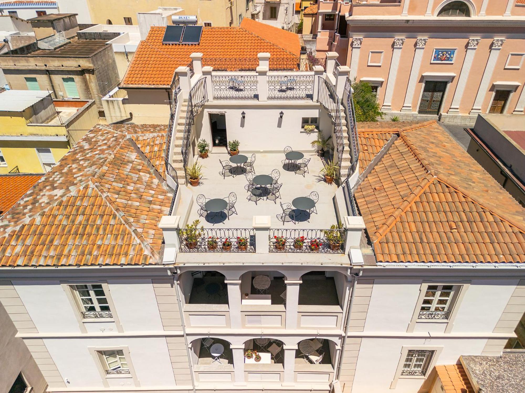 Palazzo Cherchi Dorgali Exterior photo